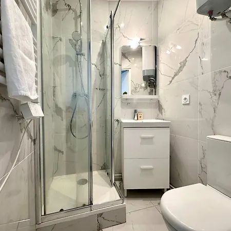 New 355 Celine- Cosy Center Apartamento Paris